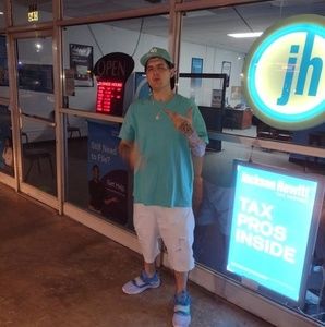 Meet your Posher, Robert